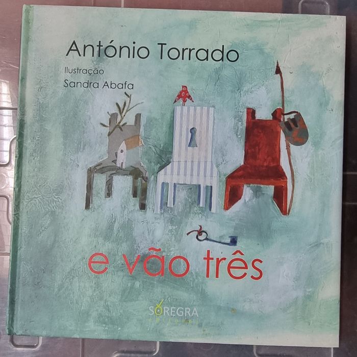 E Vão Três
de António Torrado