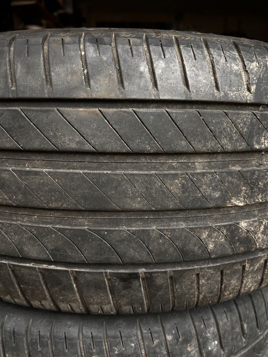 Komplet 4 opon letnich Kleber Dynaxer UHP 235/40 R18