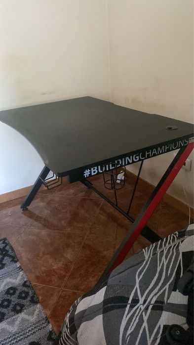 Secretária para PC (gaming)