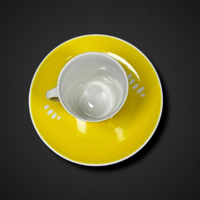 Filiżanka ze spodkiem Ćmielów Krokus proj. Potacki żółta b5/12078
