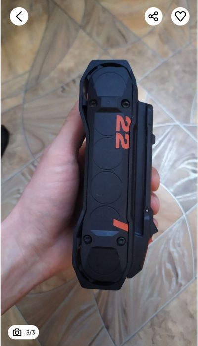 Заряд тримає добре