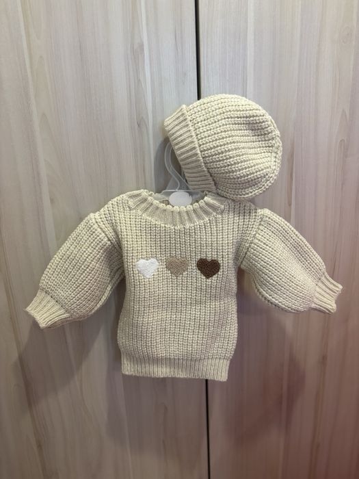 Вʼязана кофта з шапочкою светр вязаний