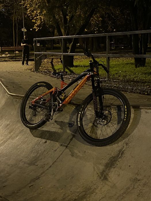 Mondraker sumumm r carbon