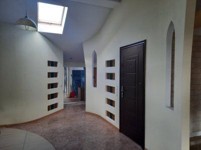 Оренда частини будинку Озерна