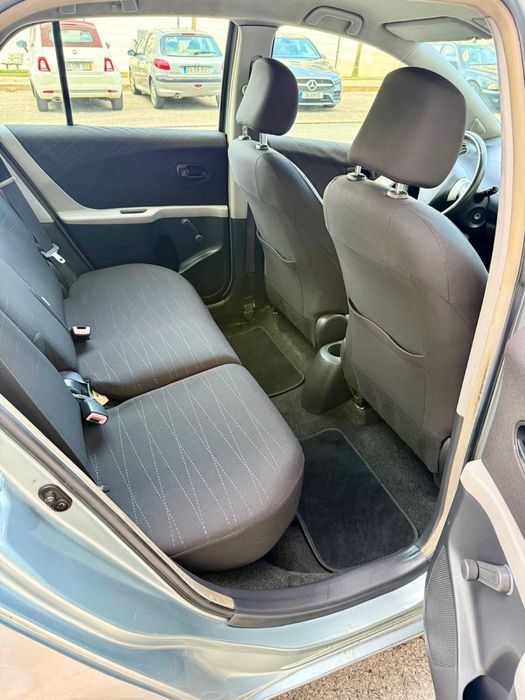 Toyota Yaris 1.0 VVT-I c/ Ac