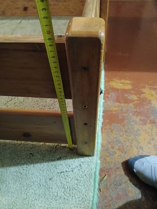 Продам  ліжко деревяне