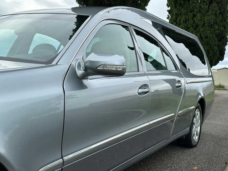 Катафалк Mercedes Benz W 211