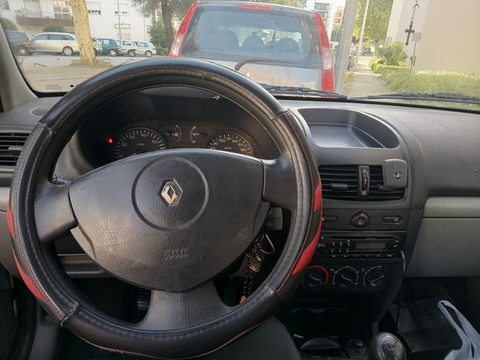 Renault Clio 2001