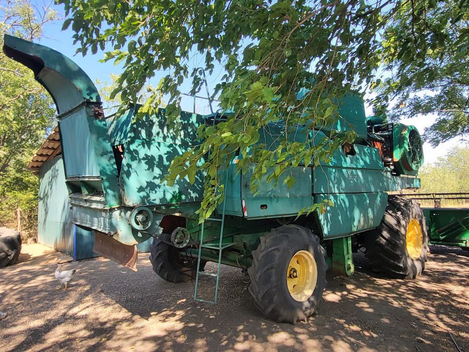 Комбайн Дон 1500А