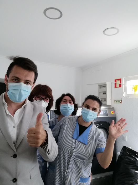 Máquina de lavar roupa industrial 20kg lares e hospitais self service