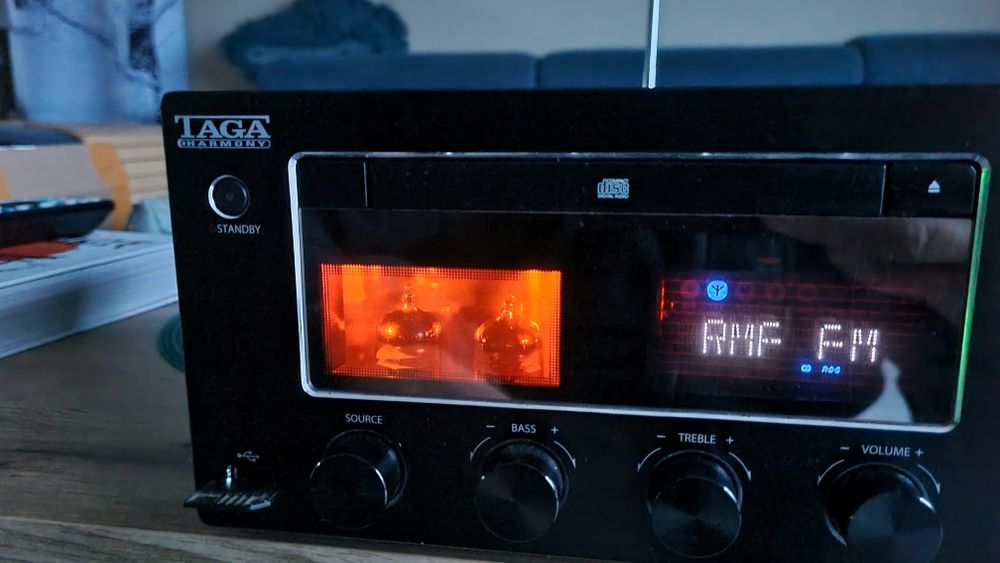 Taga Harmony HTR-1000CD