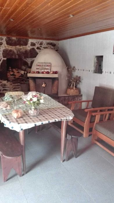 Arrendamento de casa de aldeia em Cinfães
