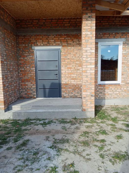 ПРОДАМ  м.Рівне Біла Криниця