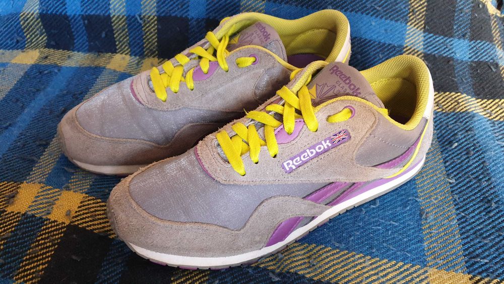 Женские кроссовки Reebok