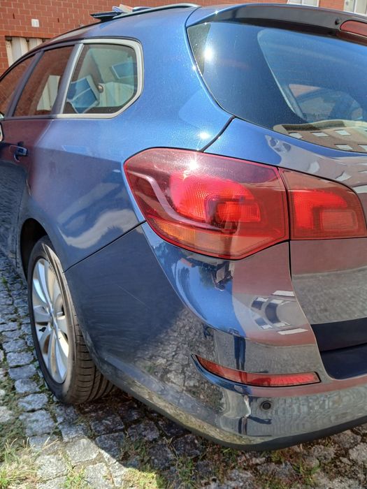 Opel Astra 1.3 CDTI  Ecoflex Cosmo S/S 2011 / 198.000KM