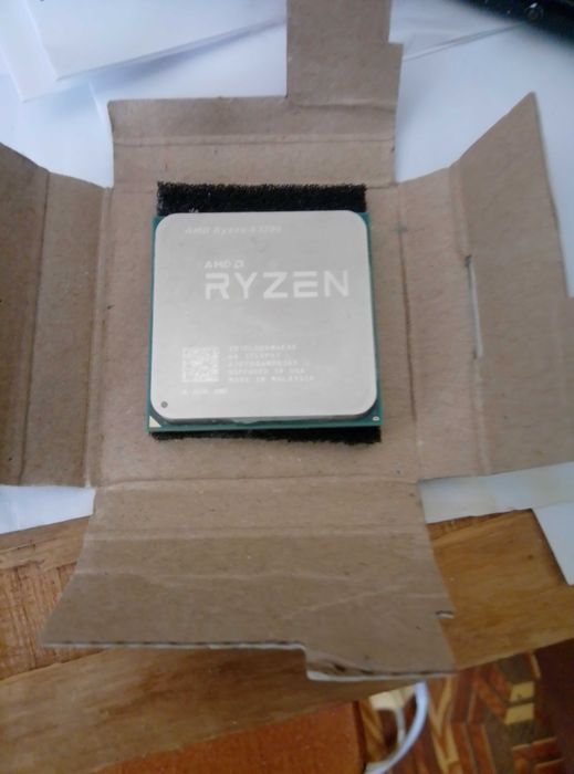 Процесор Ryzen 1200, без кулера