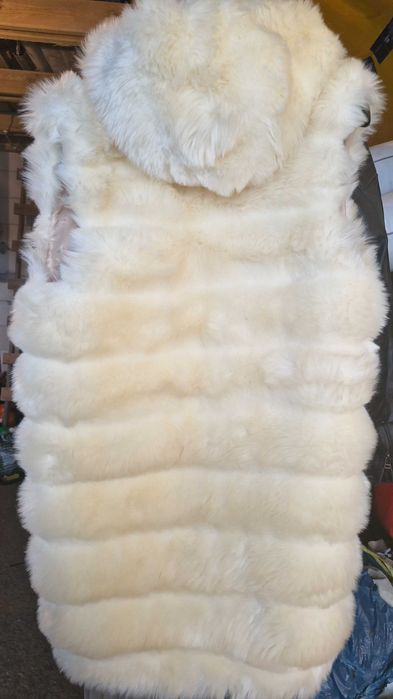 Kamizelka misiowata z zewnątrz