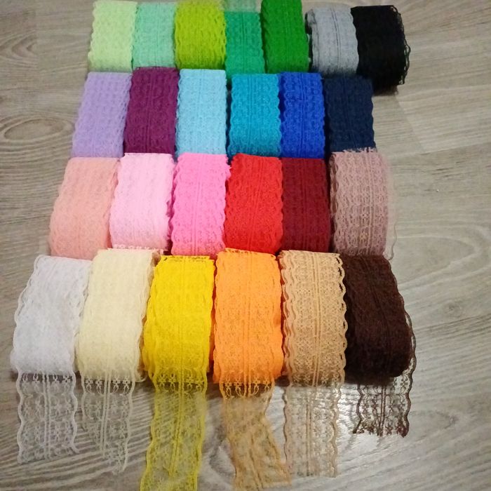 Кружево, разное по ширине