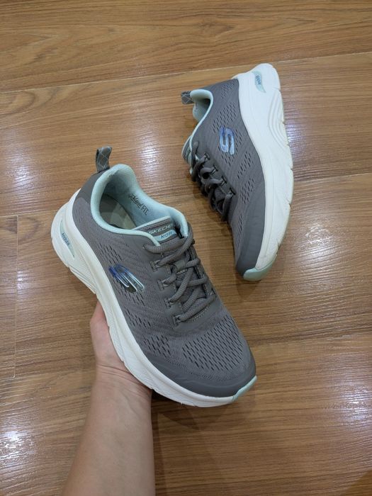 Кросівки жіночі Sketchers 37 р кроси скечерс сірі