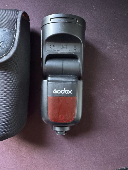 Lampa Godox V1S do Sony