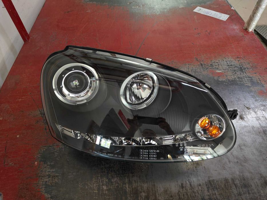 Передний бампер VW Golf V Фольксваген Гольф 5 GTI ZPVW02