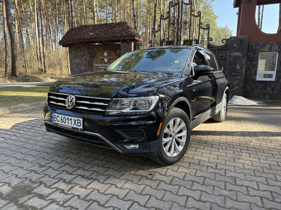 Volkswagen Tiguan 2018, 2.0 бензин