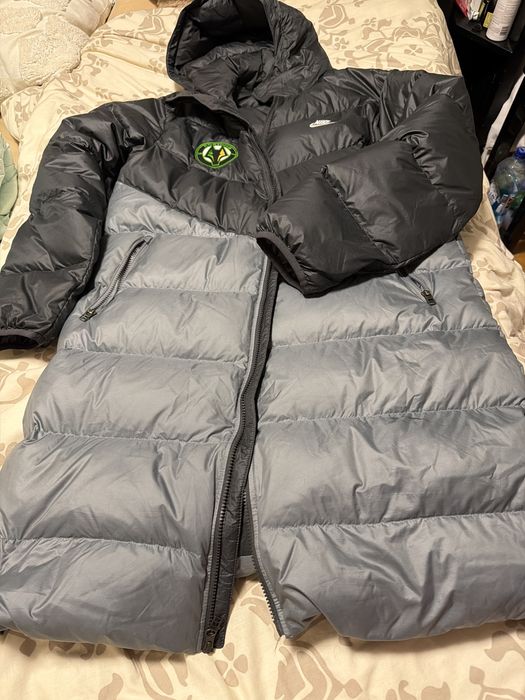 Пуховик зимовий Nike