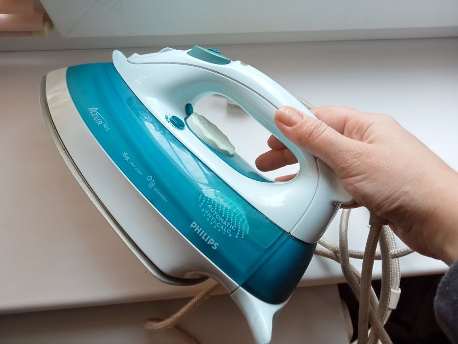 Утюг Philips Azur