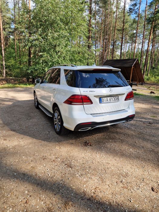 Mercedes- Benz GLE 350D 4 MATIC
