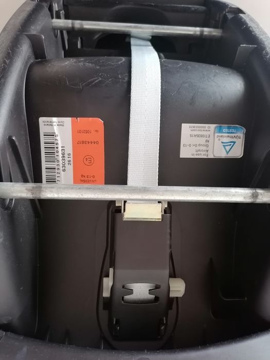 Ovo pebble + base family fix Bebéconfort