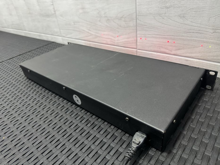 Fischer Amps ALC 89/300mA rack Charger profesjonalna ładowarka aku 9v