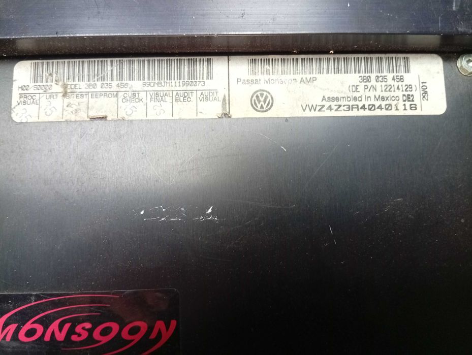 VW Passat B5 FL ori wzmacniacz Monsoon AMP+ zmieniarka CD