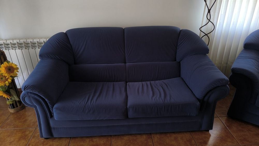 Sofá Cama e duas Poltronas