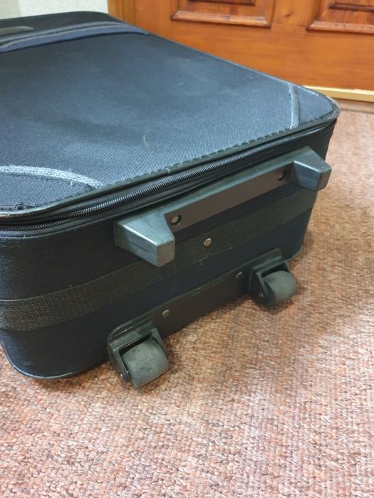 Валіза велика Wings 70см   тканина Germany