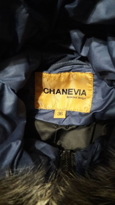 Пуховик(био пух) женский,размер 36