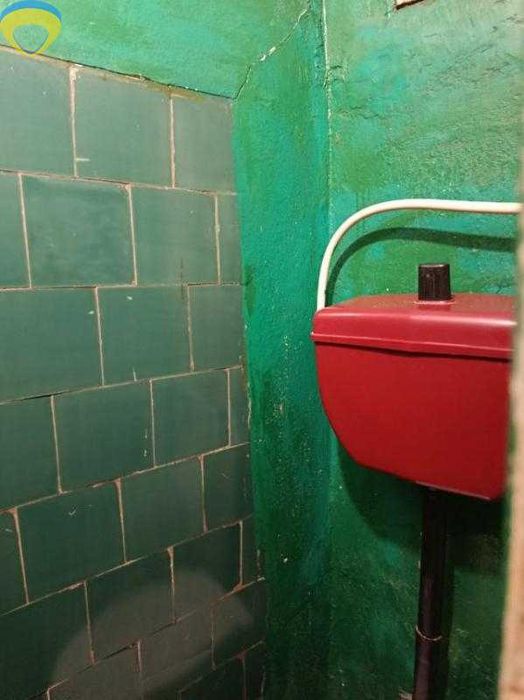 Комната в коммуне в центре с одной соседкой