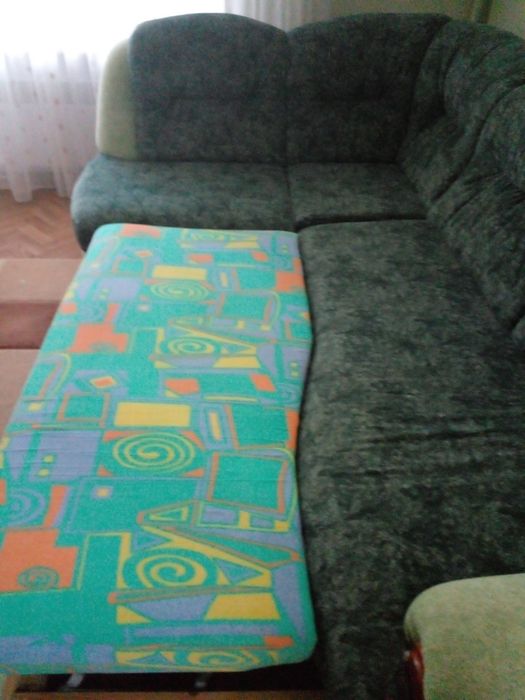 Продається диван і 2 кресла