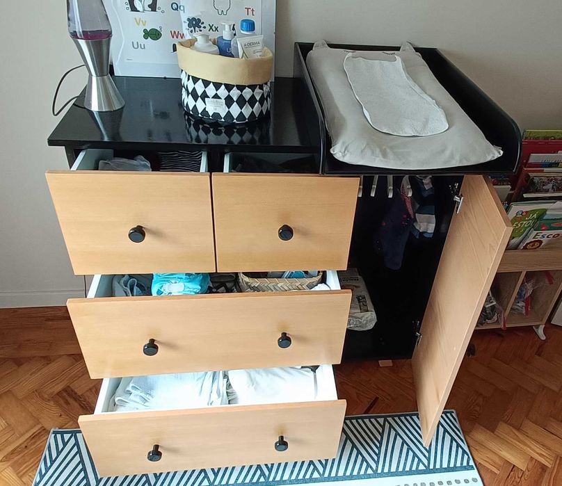 Mobiliário de quarto bebé criança