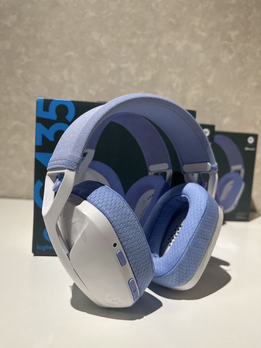 Нові навушники Logitech G435 Lightspeed білі/чорні