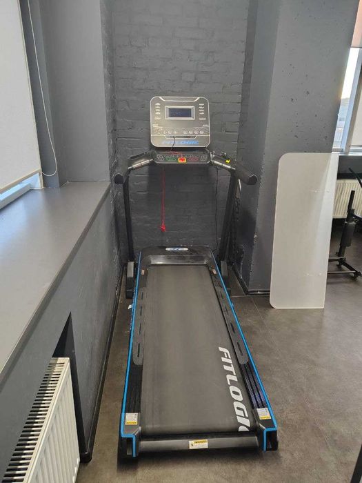 Бігова доріжка FitLogic T16C