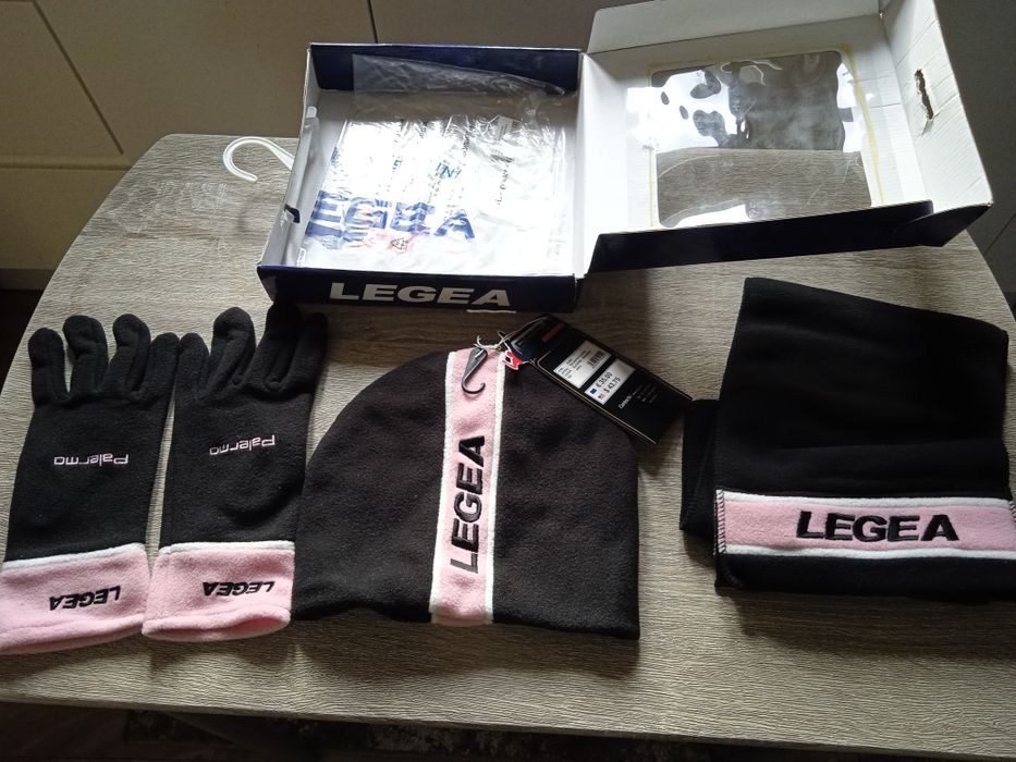 Zestaw zimowy czapka, szalik i rękawiczki firmy Legea dla fanów Palerm