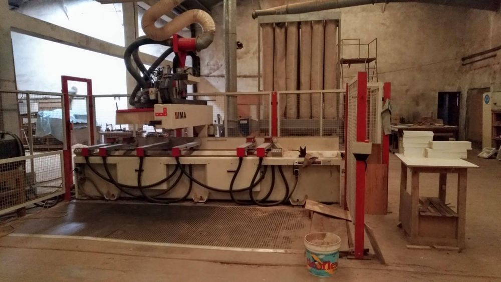 Centro de Maquinação CNC para Madeira IMA BIMA 210 100/300