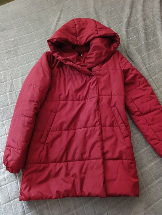 Віддам Курточка весна- осінь