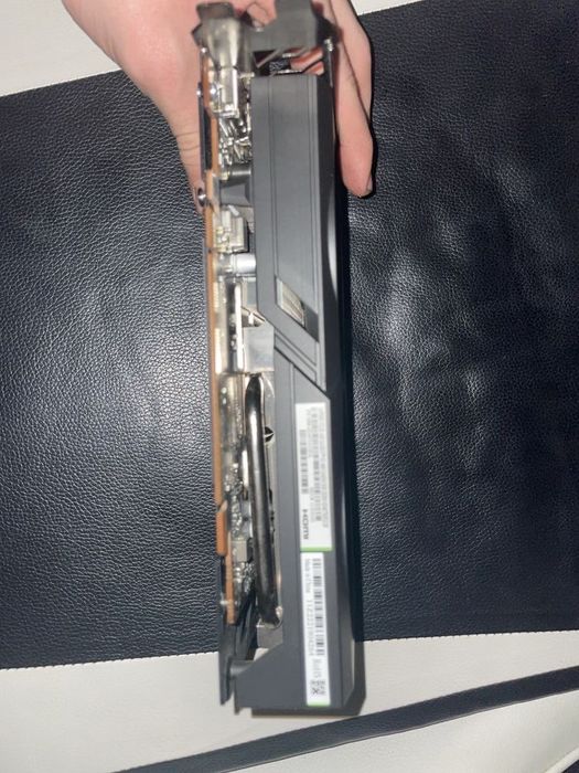 Відеокарта rx 6600 8gb в описі.