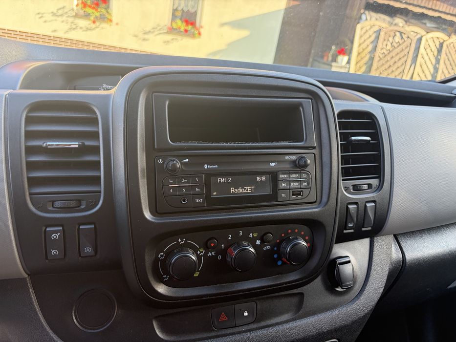Renault Trafic 1.6 dCi 2018 – zadbany, serwisowany, przebieg głównie autostradowy