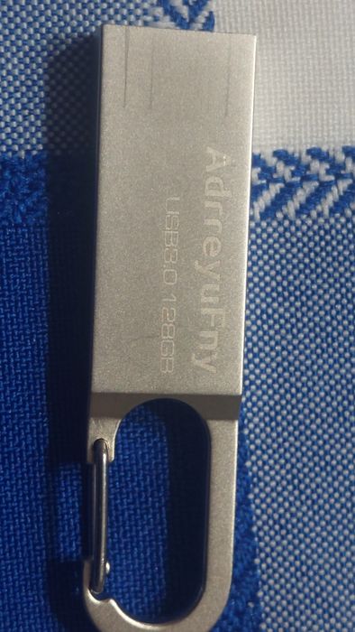 Pen USB A de 12i8 GB