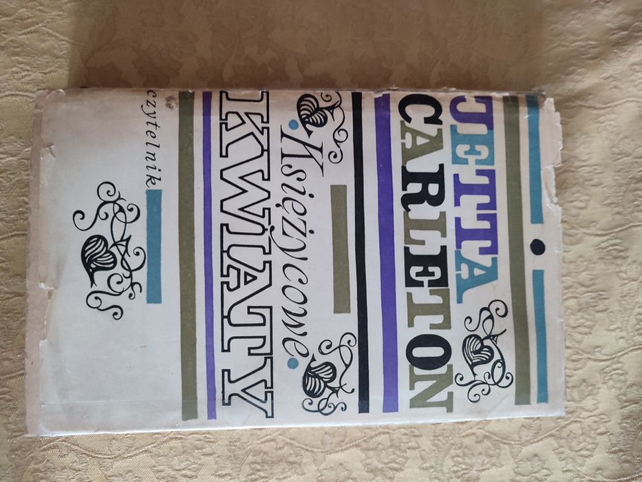 Księżycowe kwiaty - Jetta Carleton