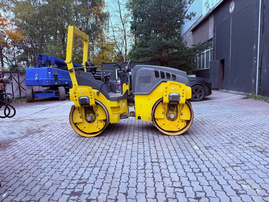 Продам каток дорожній HAMM HD14