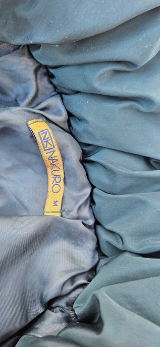 Kispo. Verde e comprido como novo.