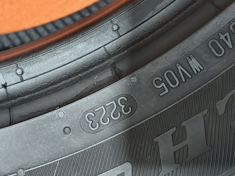 Opony letnie 225/50 R17'